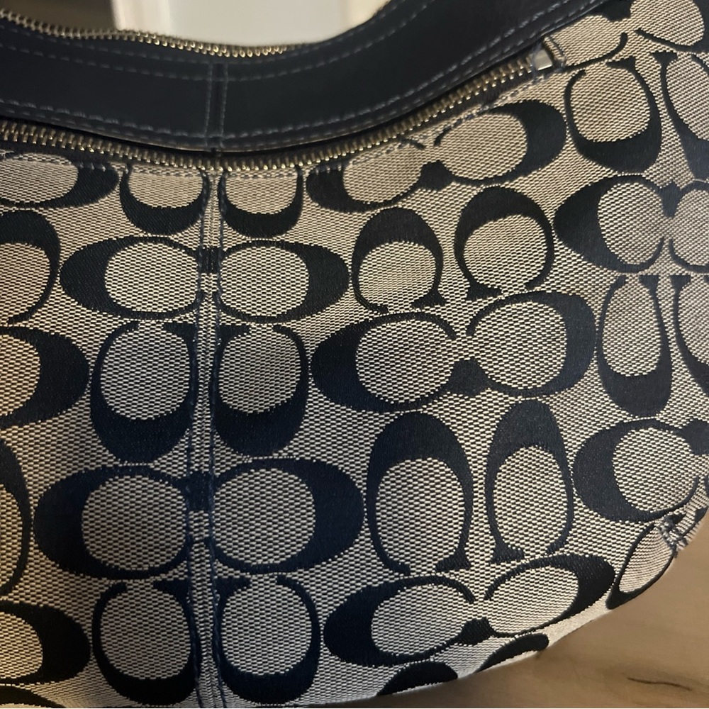 Coach Navy and Beige Signature Hobo Bag - Picture 6 of 10